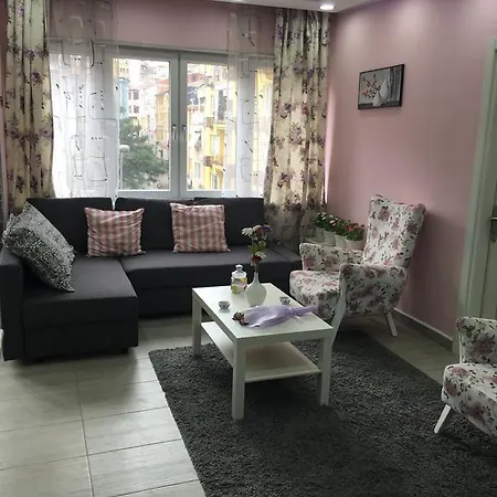 Thamer Apartment *